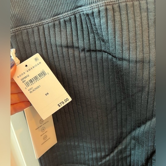 GOOD AMERICAN WIDE RIB SHINE CLEAN SEAMLESS NWT - Picture 9 of 15